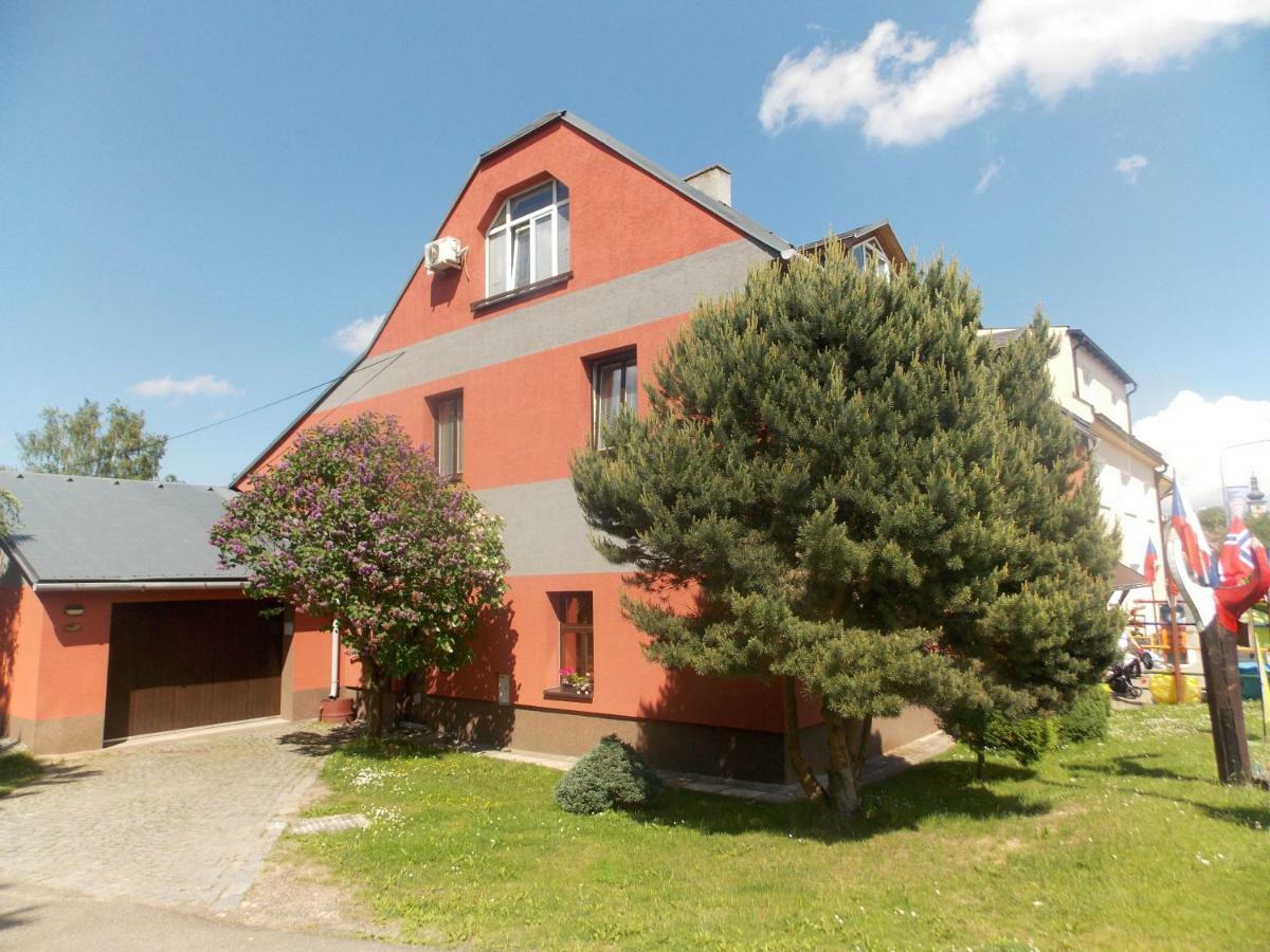 Luxusni Apartman Nmnm Family Nove Mesto na Morave Exterior photo